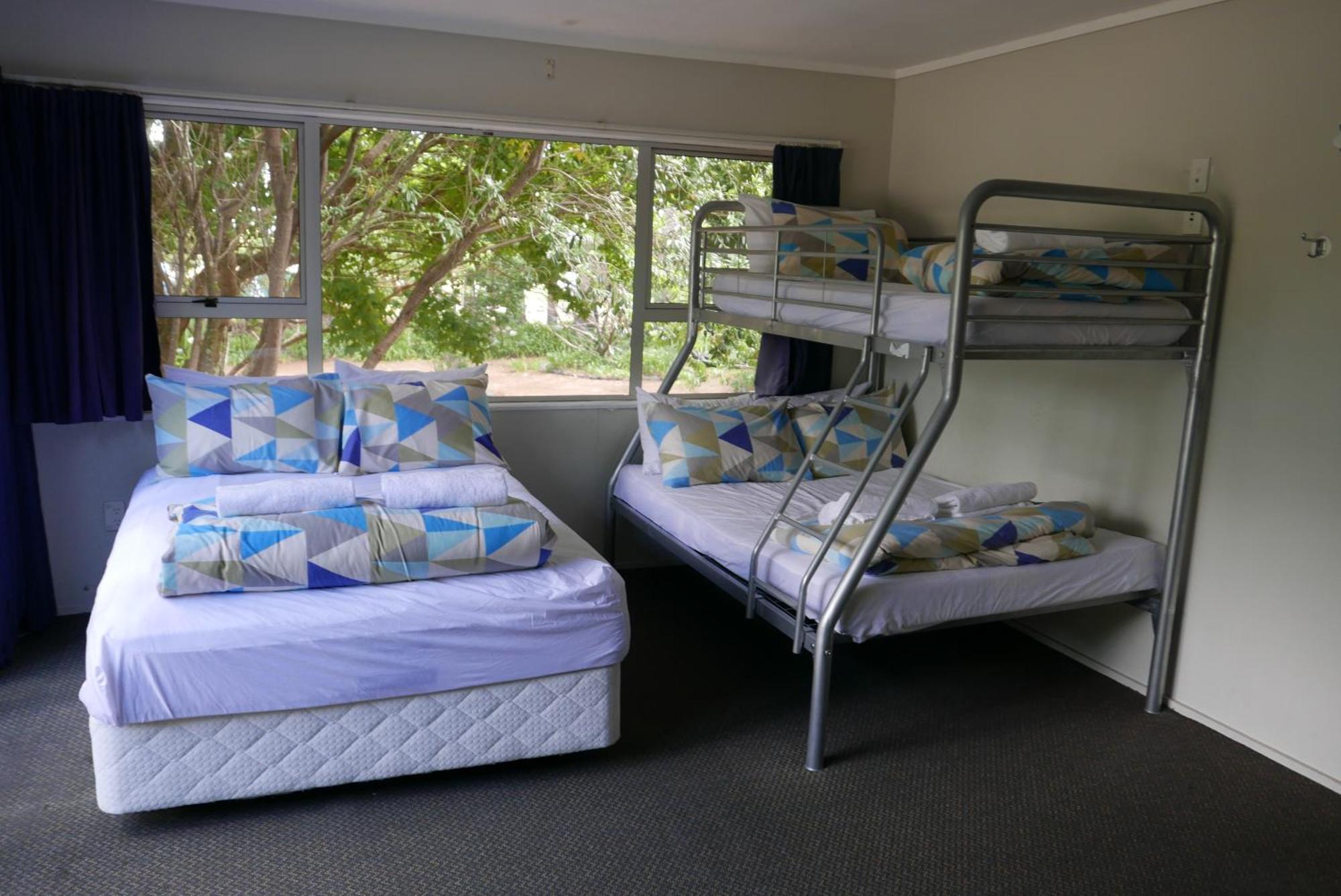 Ahipara Holiday Park الغرفة الصورة
